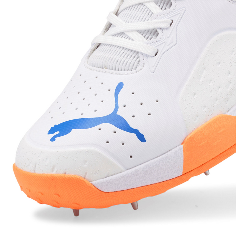 Puma 22.1 Bowling Spike Cricket Shoes (White/Orange)